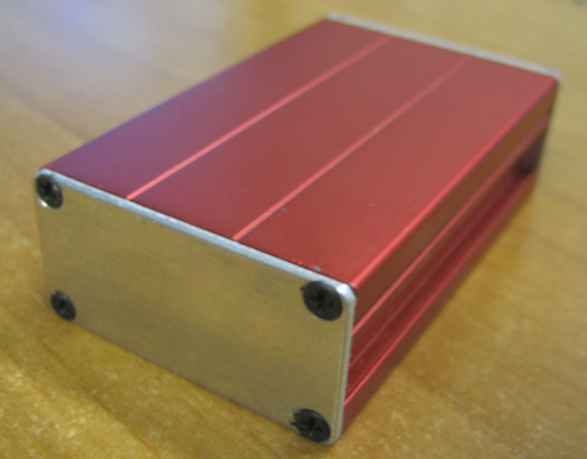contenitori in alluminio anodizzato per elettronica