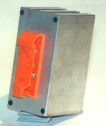 contenitori per elettronica a fissaggio alla barra DIN